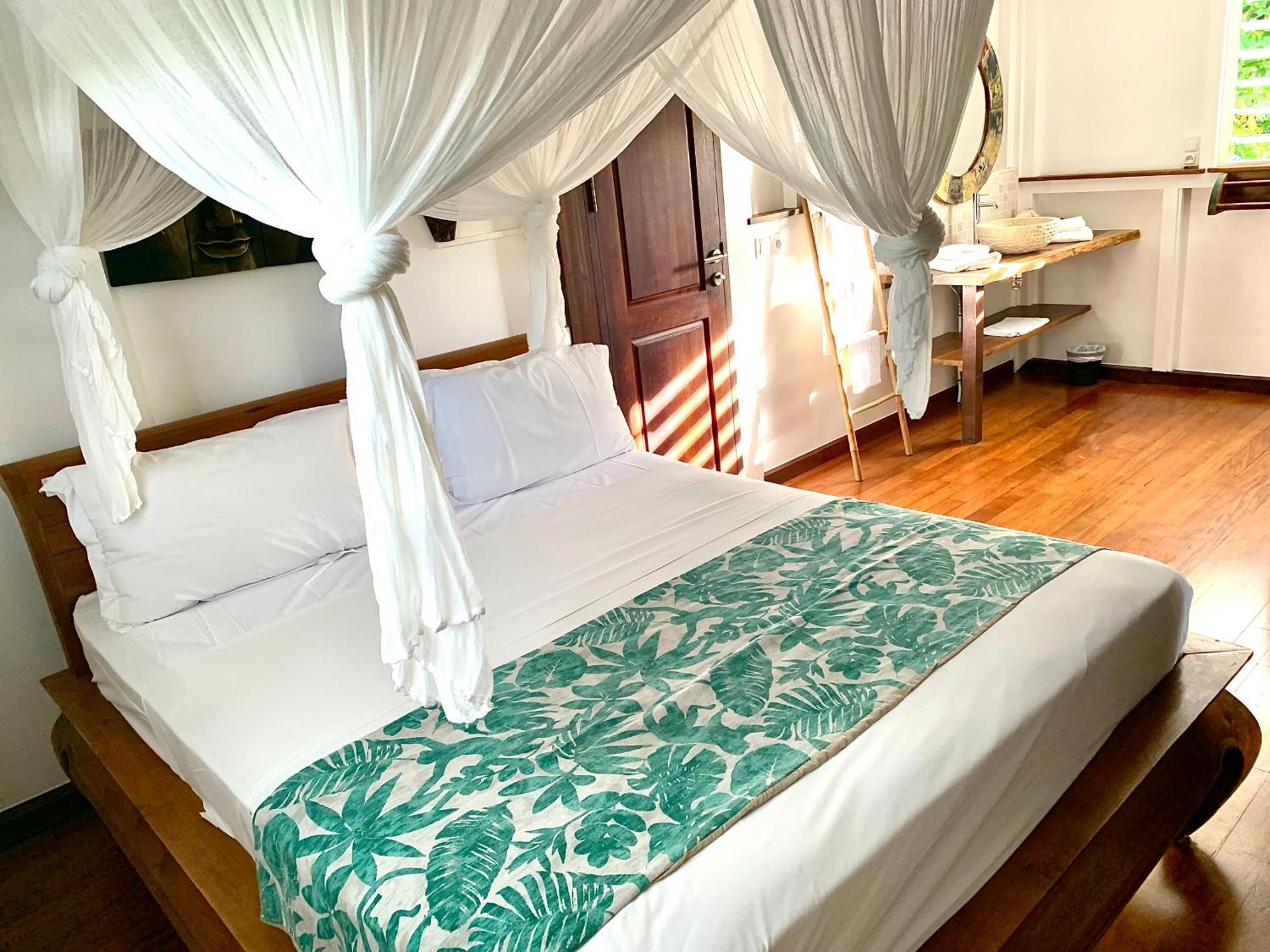 Domaine Saint-Francois Hotel Екстериор снимка